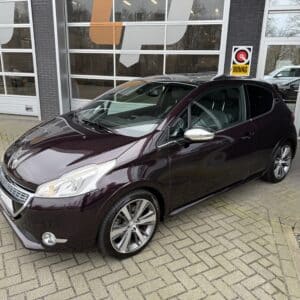 Peugeot 208 XY 2013